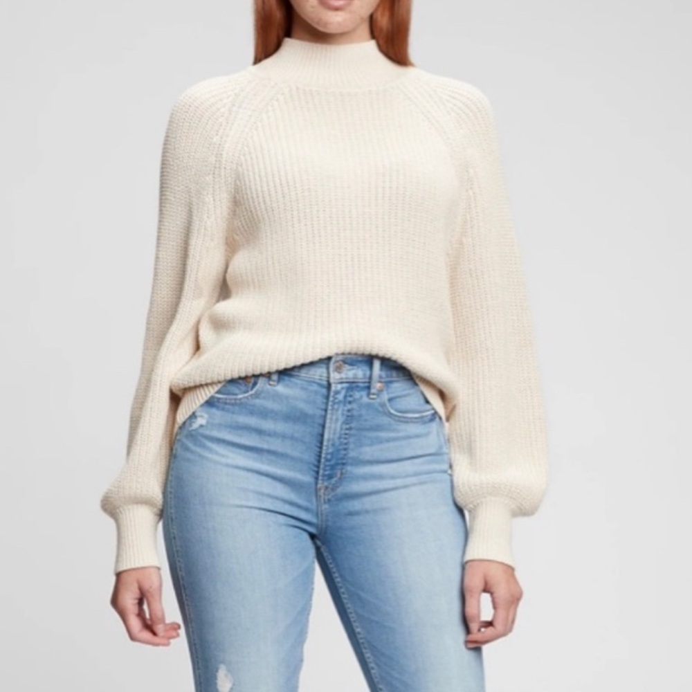 GAP Thick Mockneck Knit Sweater